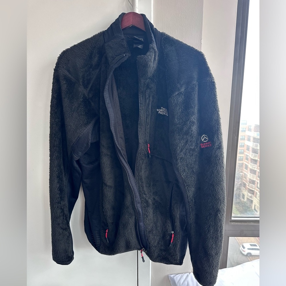 Men’s XL, NorthFace fleece. Vented sides. Warm coat